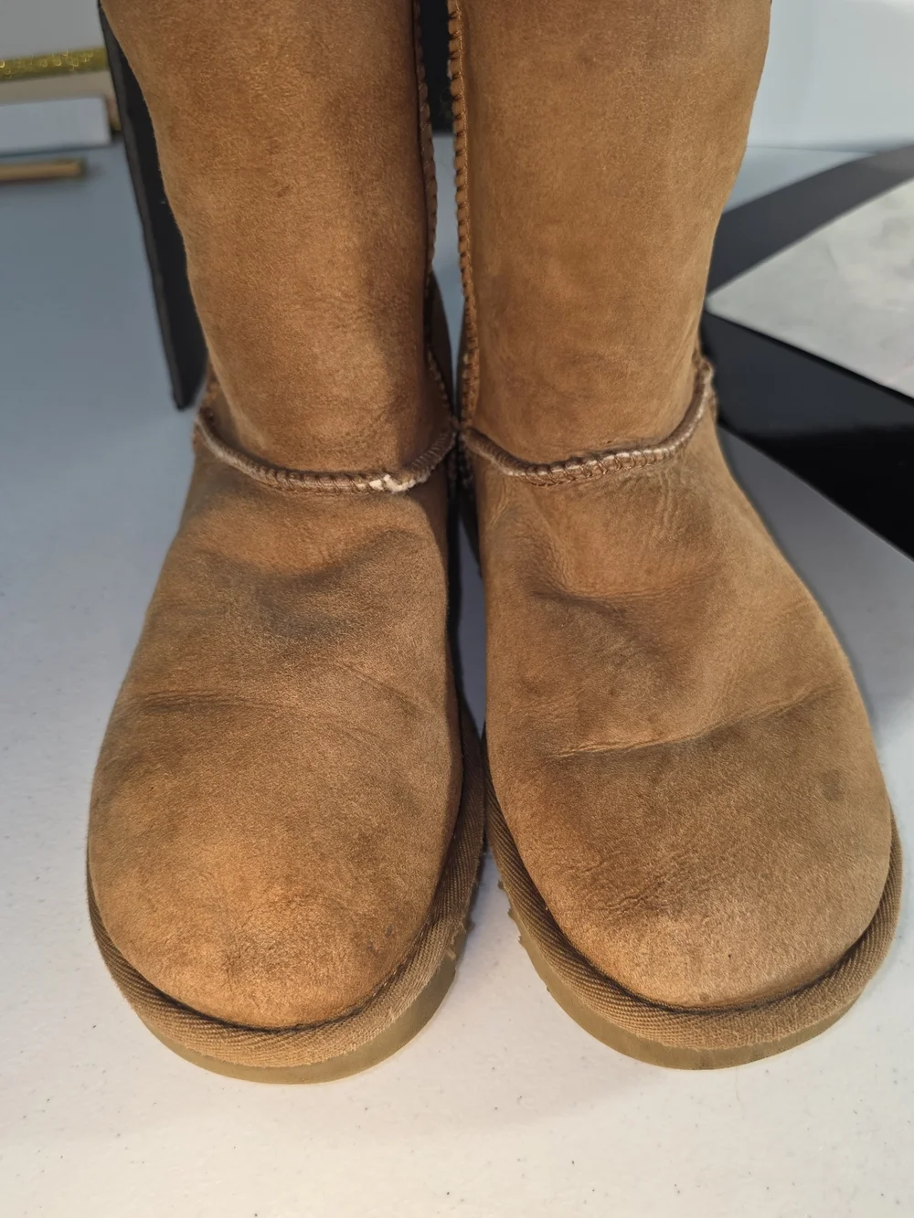 UGG Classic Short II Chestnut Suede Winter Boots Size 7